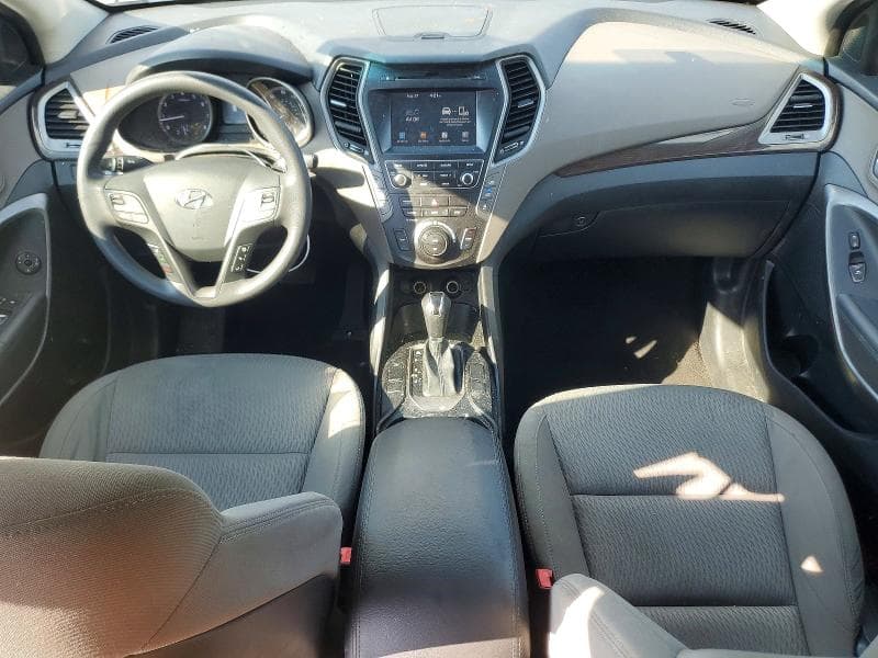 2017 HYUNDAI SANTA FE SE 8