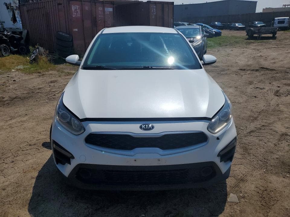 2021 KIA FORTE FE 5