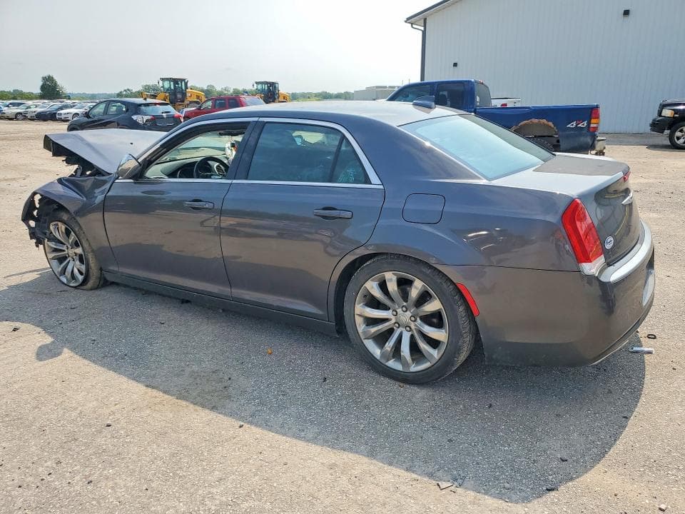 2019 CHRYSLER 300 TOURING 2