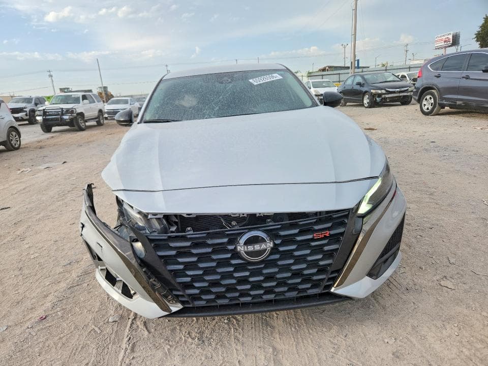 2023 NISSAN ALTIMA SR 5