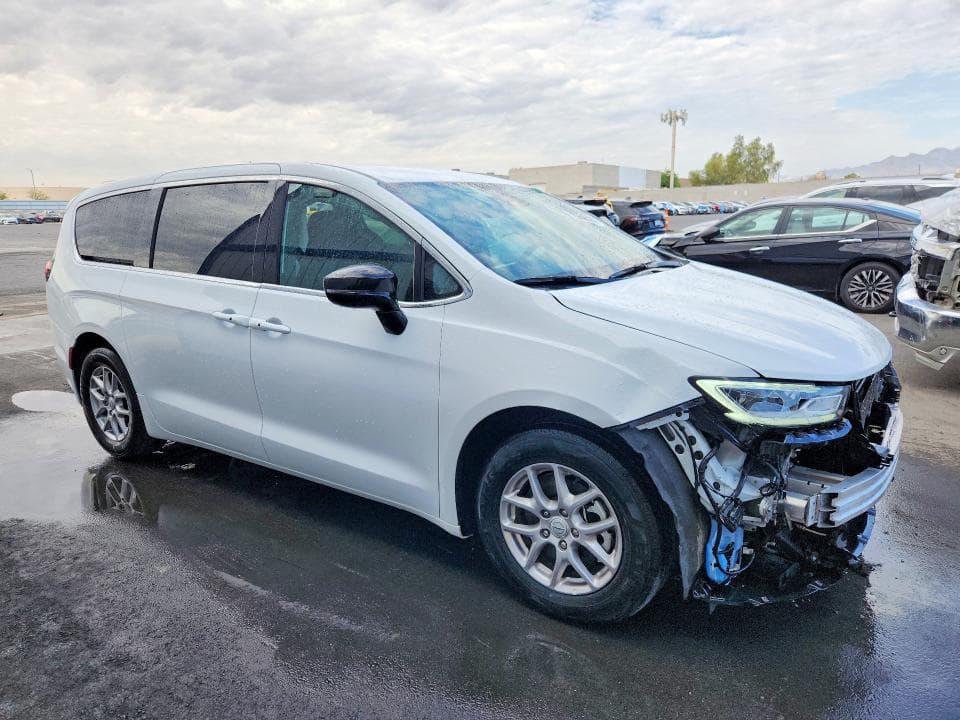 2025 CHRYSLER PACIFICA SELECT 4