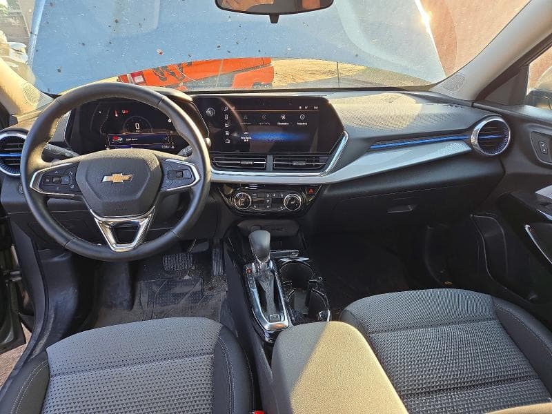 2025 CHEVROLET TRAX 1LT 8