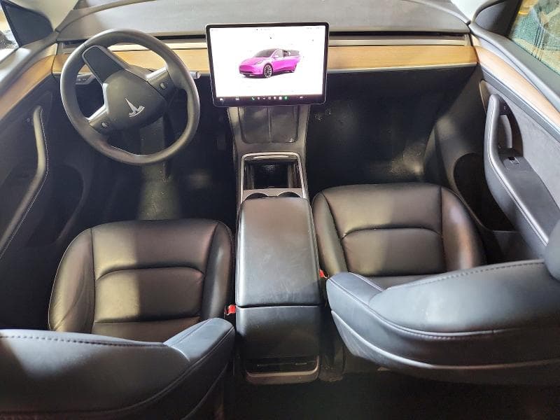 2022 TESLA MODEL Y 8