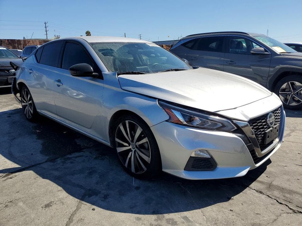 2020 NISSAN ALTIMA SR 4