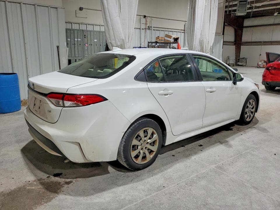 2022 TOYOTA COROLLA LE 3