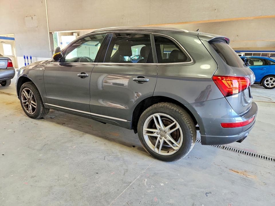 2017 AUDI Q5 PREMIUM 2