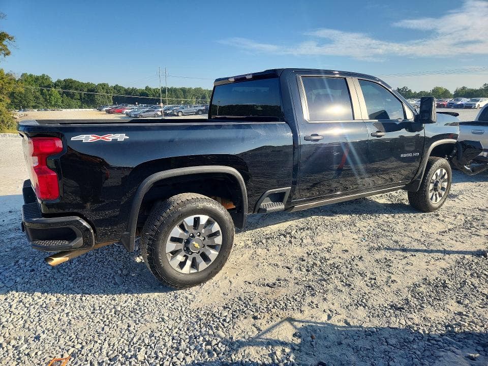 2022 CHEVROLET SILVERADO K2500 CUSTOM 3