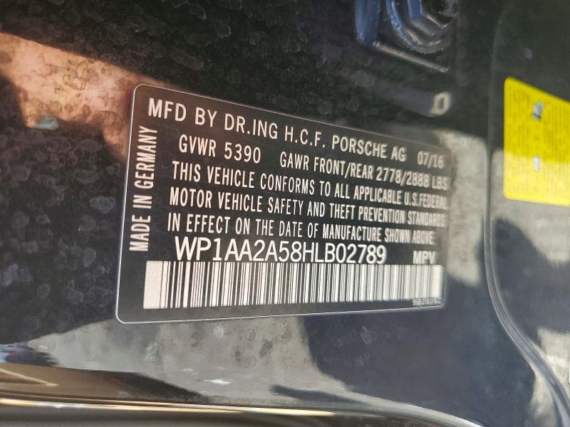 2017 PORSCHE MACAN 12