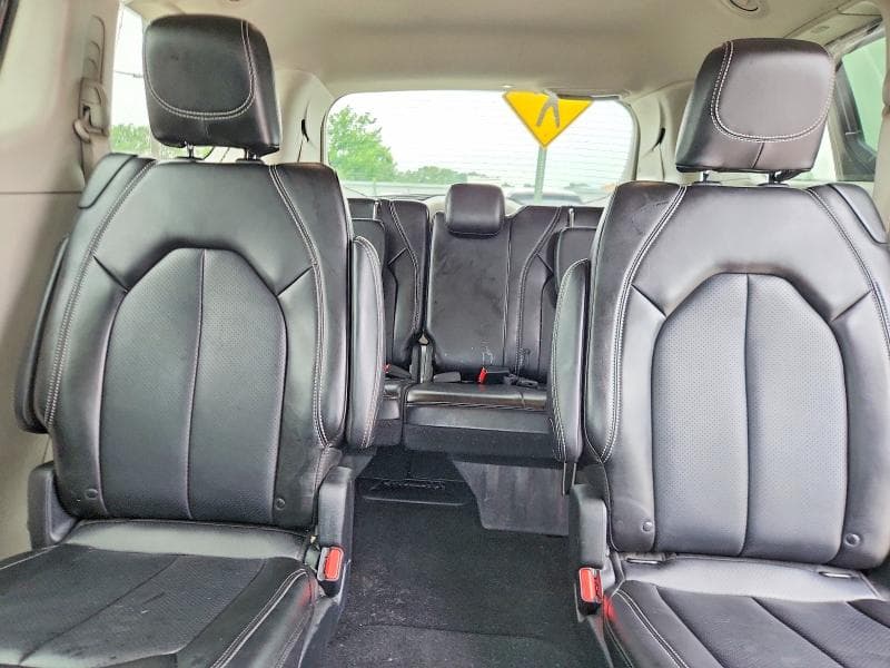 2024 CHRYSLER PACIFICA TOURING L 10