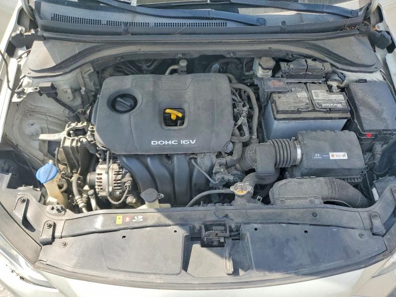 2017 HYUNDAI ELANTRA SE 11