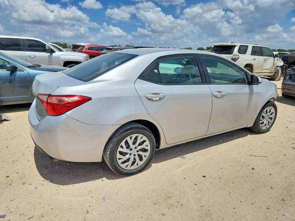 2019 TOYOTA COROLLA LE 3