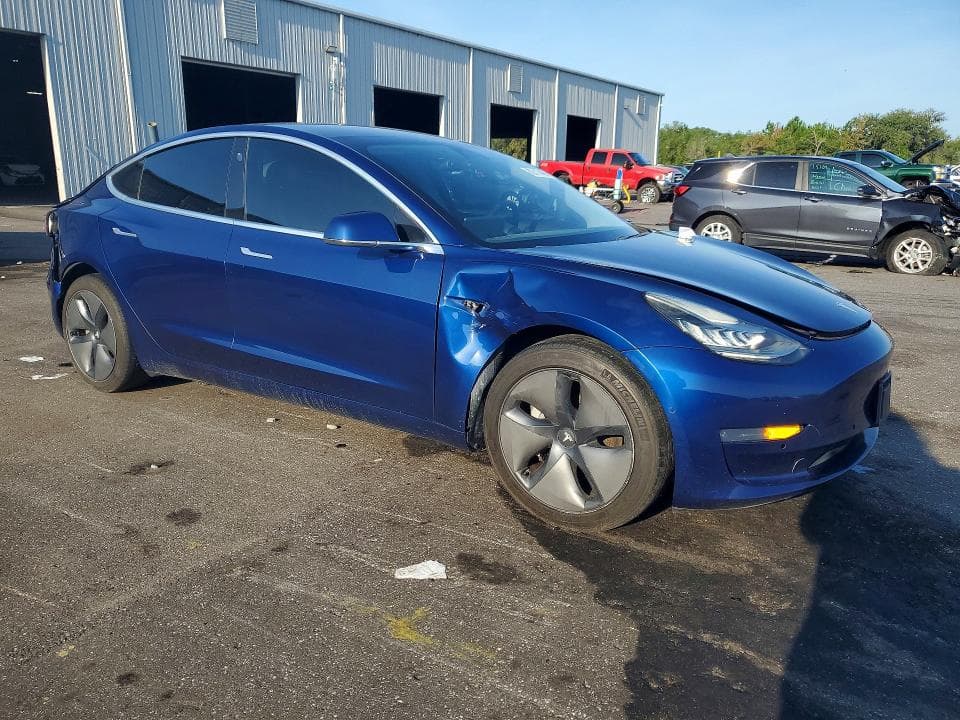 2019 TESLA MODEL 3 4