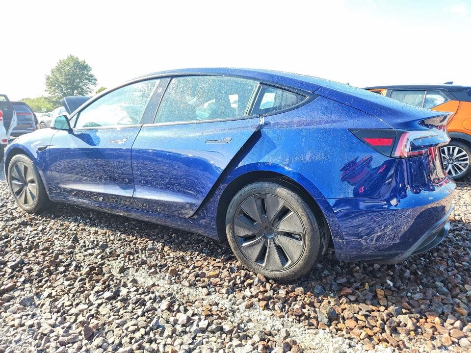 2024 TESLA MODEL 3 2