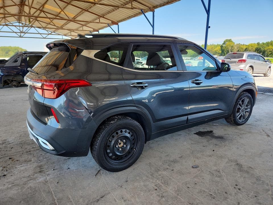 2022 KIA SELTOS S 3