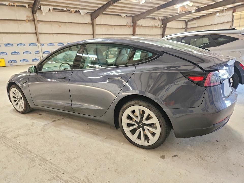 2022 TESLA MODEL 3 2