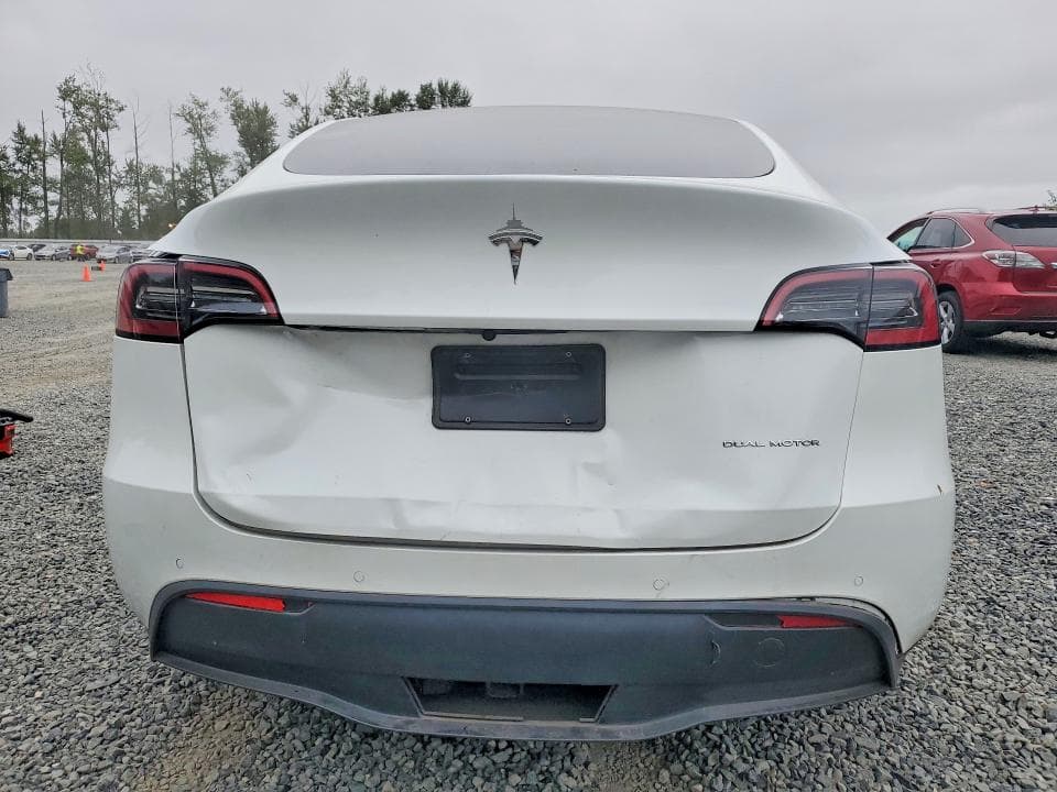 2022 TESLA MODEL Y 6