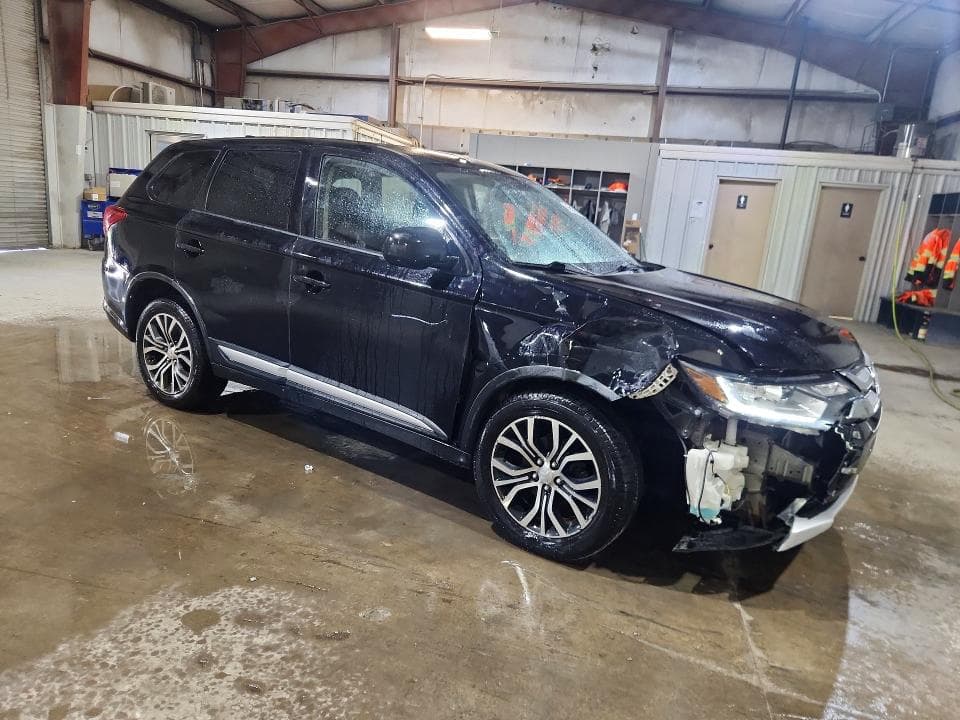 2018 MITSUBISHI OUTLANDER SE 4
