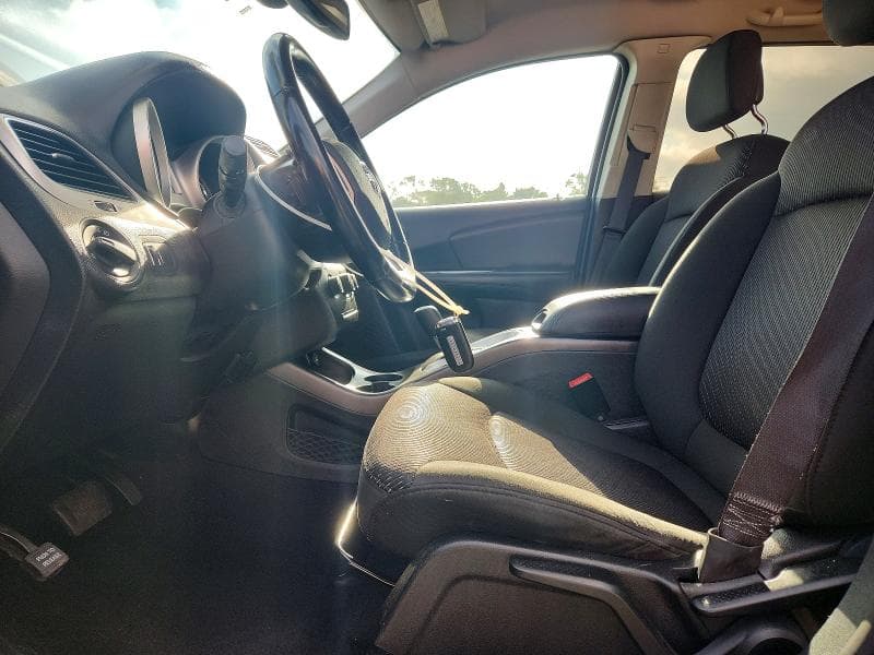 2019 DODGE JOURNEY SE 7
