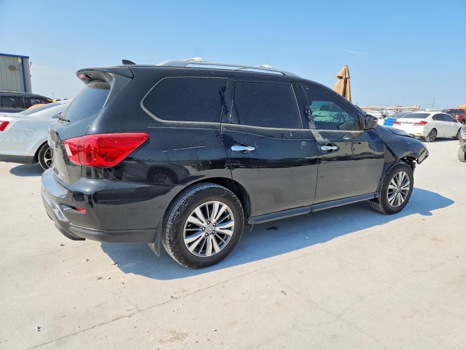 2019 NISSAN PATHFINDER SV 3