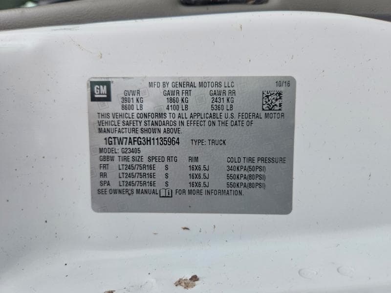 2017 GMC SAVANA G2500 13