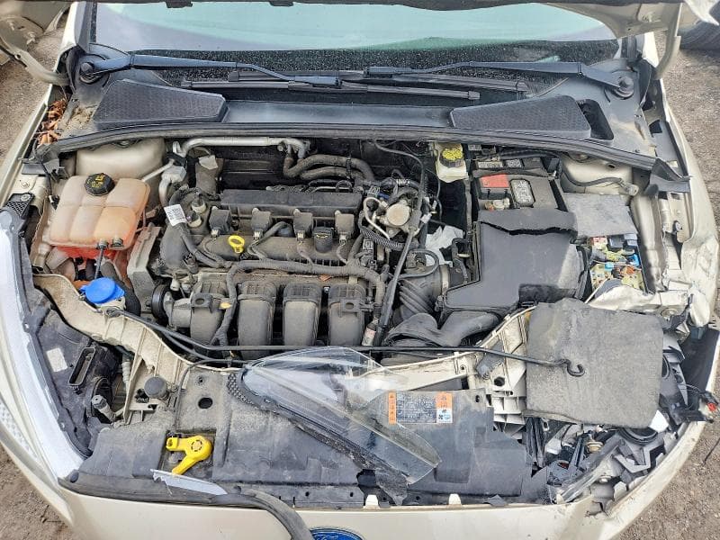 2017 FORD FOCUS SE 11