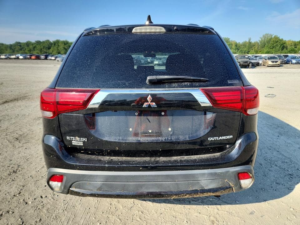 2018 MITSUBISHI OUTLANDER SE 6