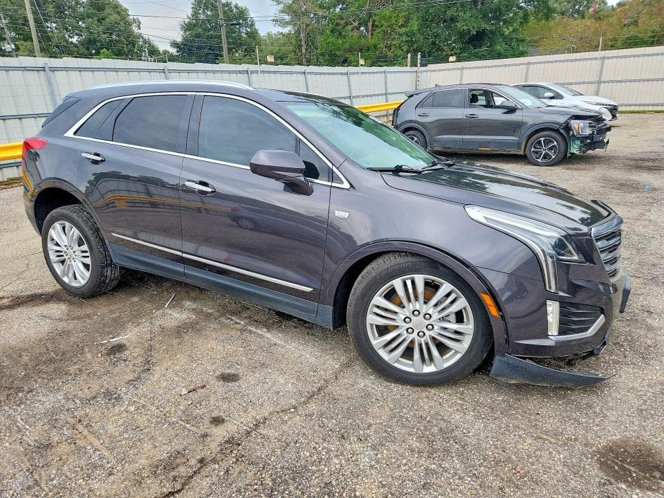 2017 CADILLAC XT5 PREMIUM LUXURY 4