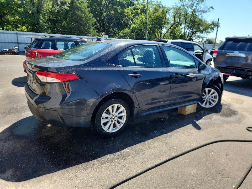 2025 TOYOTA COROLLA LE 3