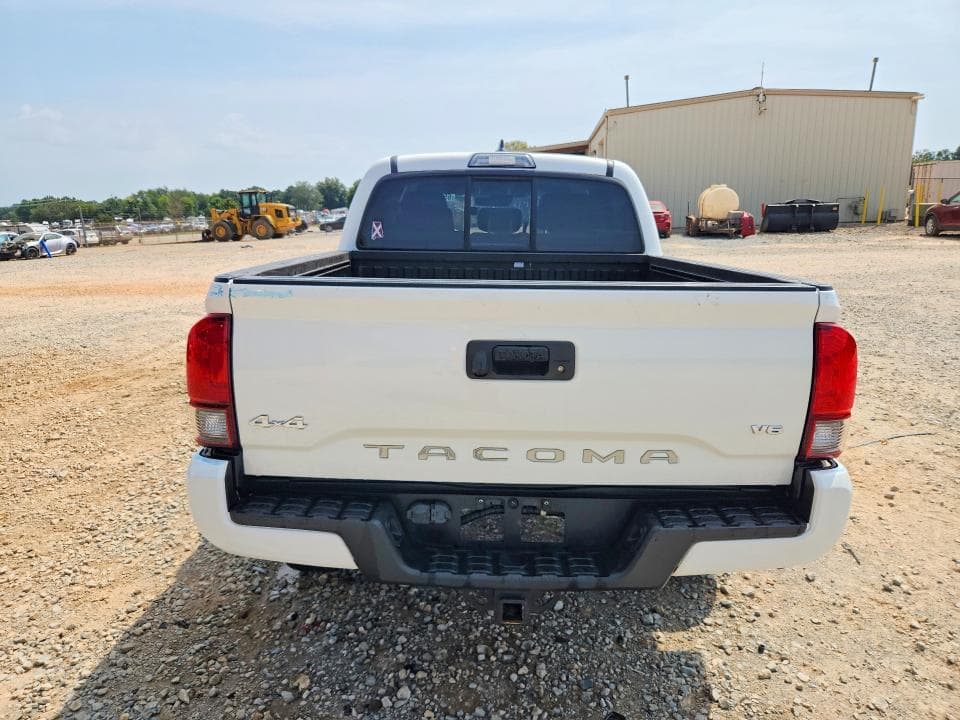2018 TOYOTA TACOMA SR V6 6