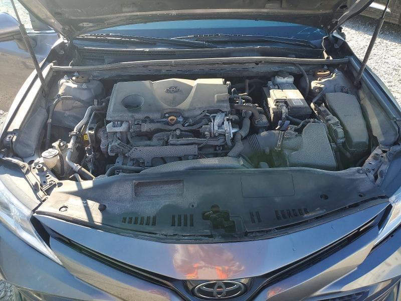 2020 TOYOTA CAMRY LE 11