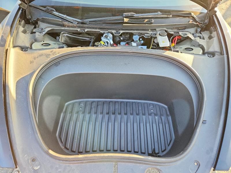 2026 TESLA MODEL 3 11