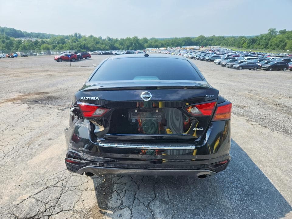 2022 NISSAN ALTIMA SR 6