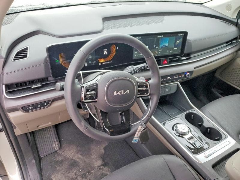 2026 KIA CARNIVAL EX 8