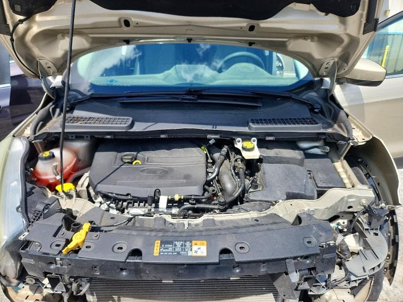 2017 FORD ESCAPE SE 12