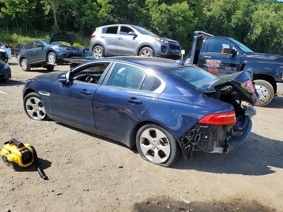 2018 JAGUAR XE 2