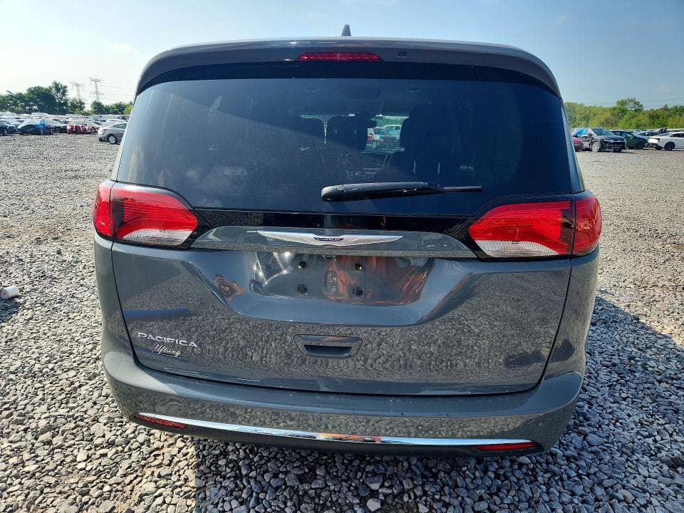 2020 CHRYSLER PACIFICA TOURING L 6
