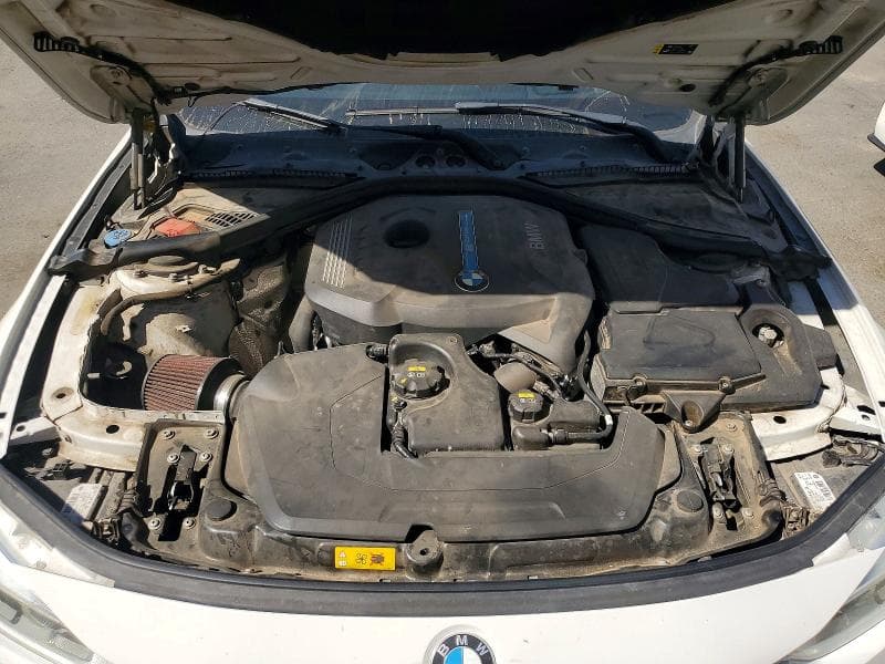 2017 BMW 330E 11