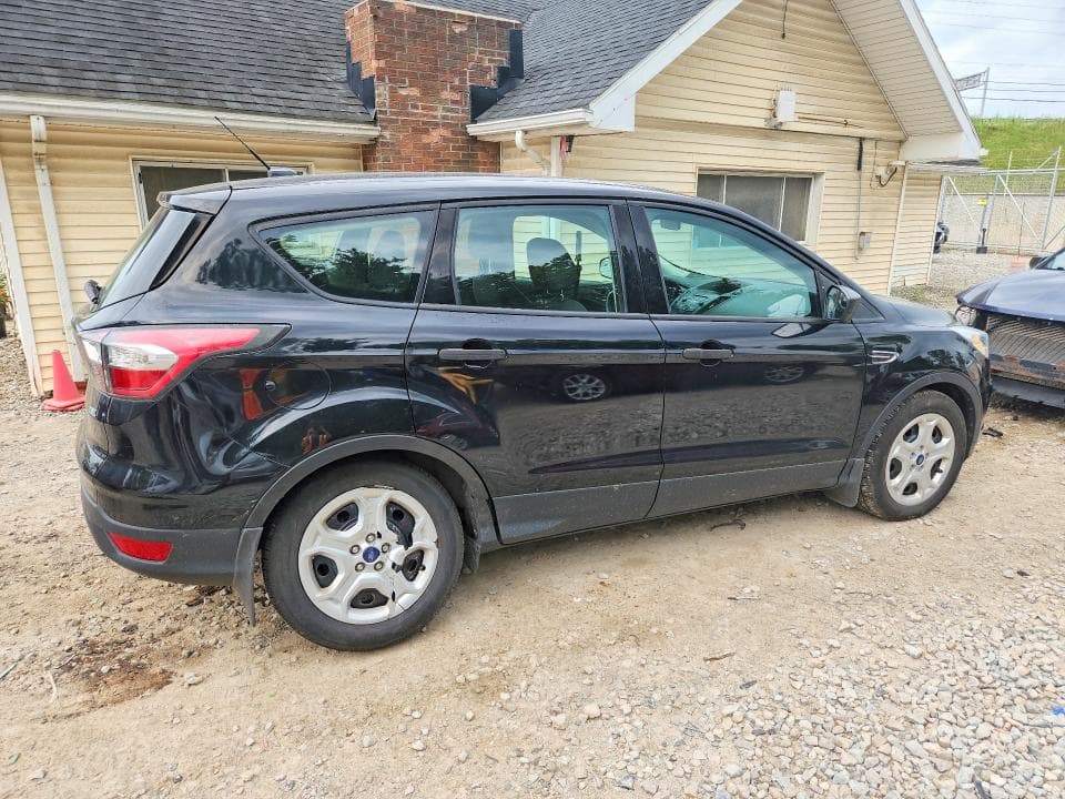 2017 FORD ESCAPE S 3