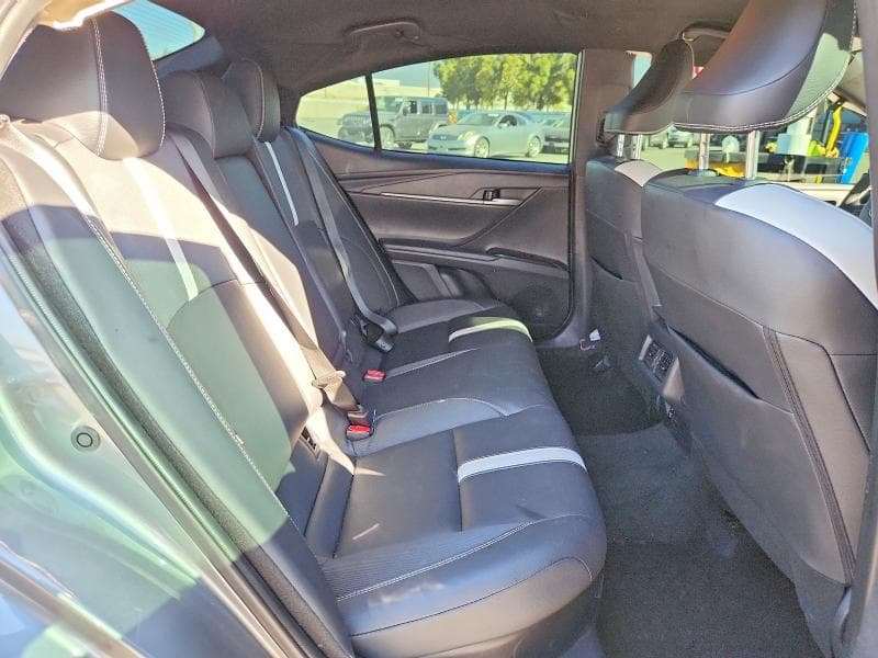 2025 TOYOTA CAMRY SE 10