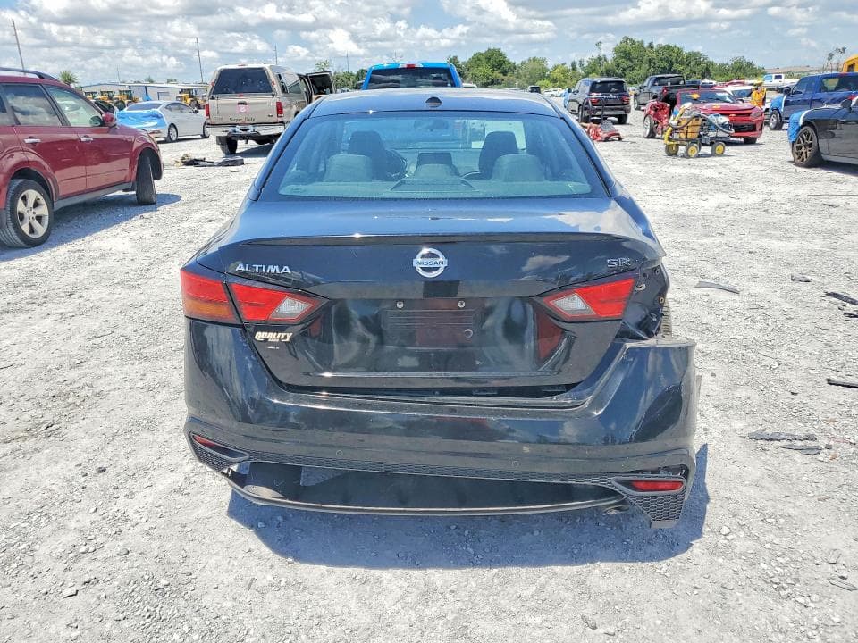 2021 NISSAN ALTIMA SR 6