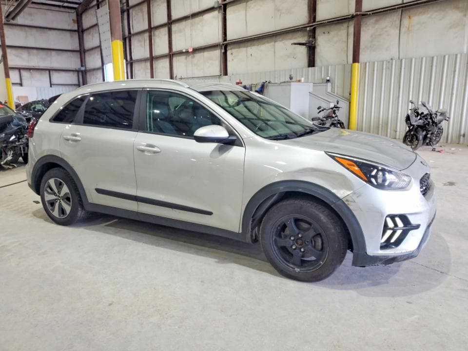 2021 KIA NIRO LX 4