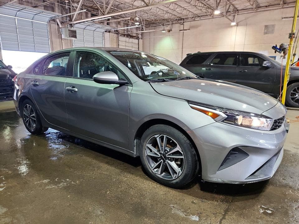 2024 KIA FORTE LXS 4