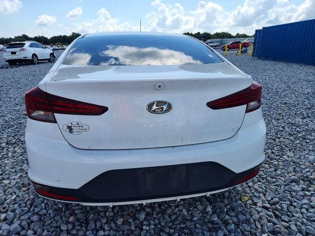 2019 HYUNDAI ELANTRA SE 6