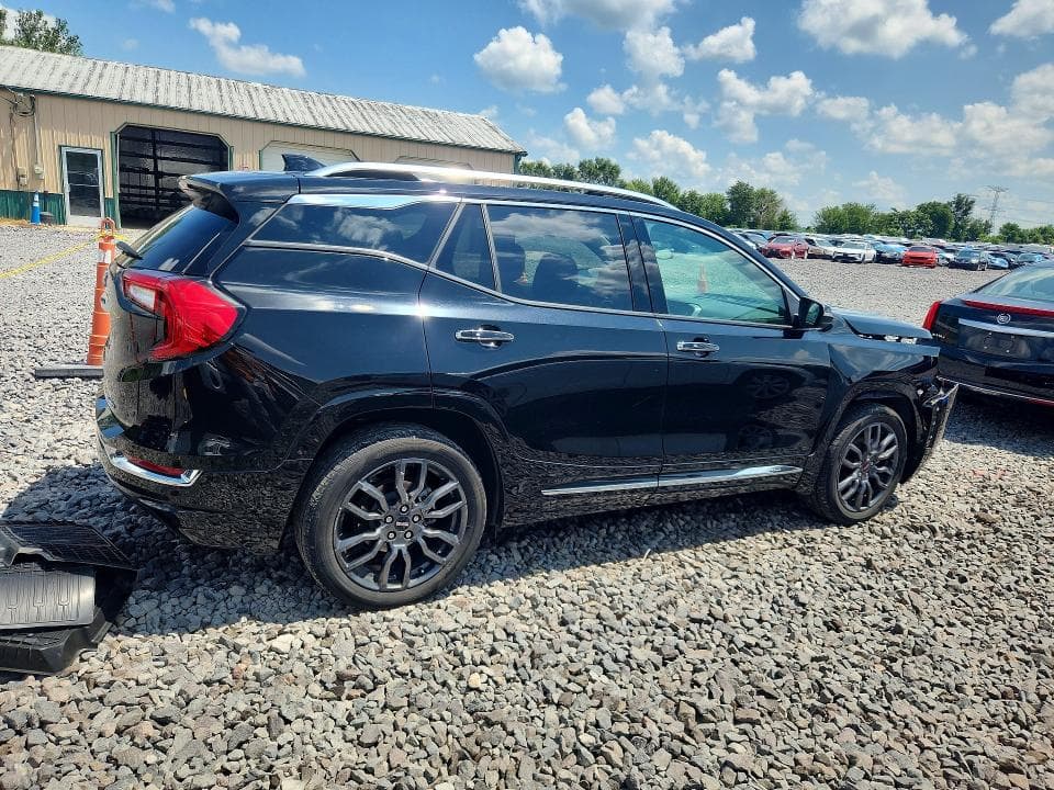 2024 GMC TERRAIN DENALI 3