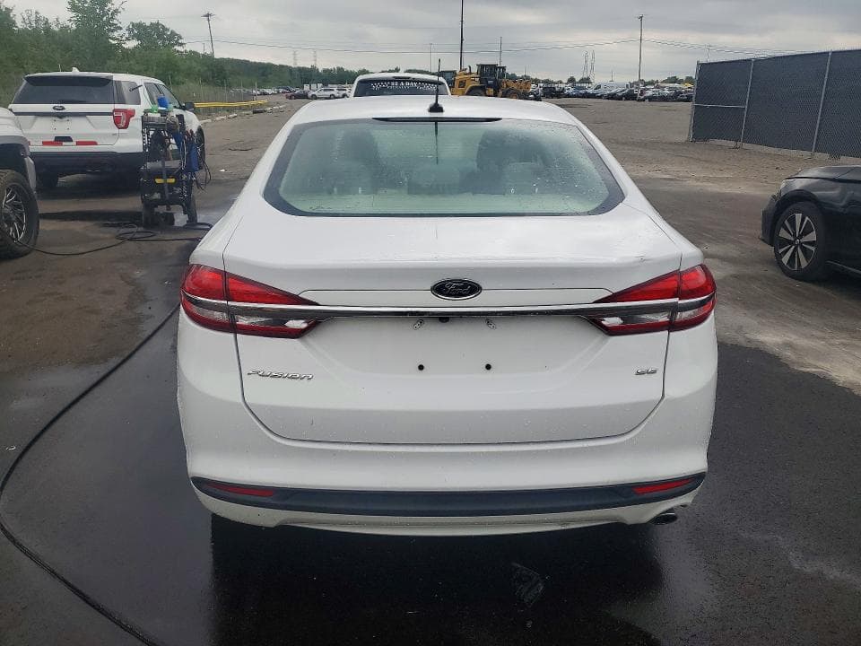 2017 FORD FUSION SE 6