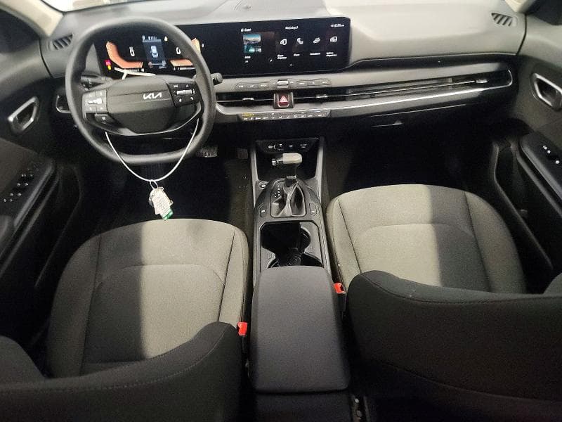 2025 KIA K4 LXS 8