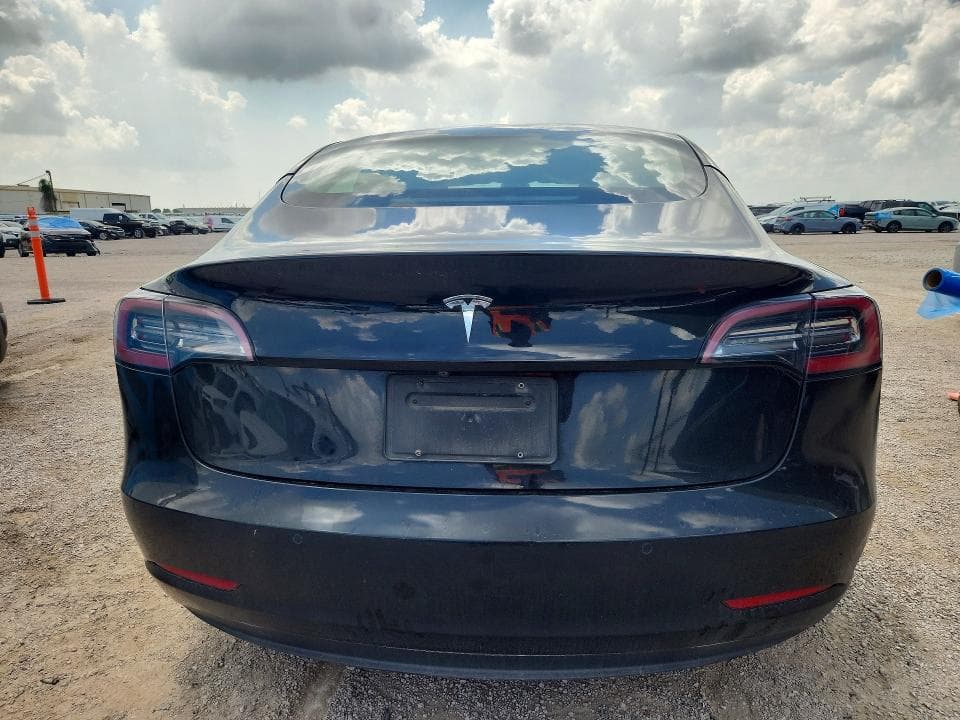 2022 TESLA MODEL 3 6