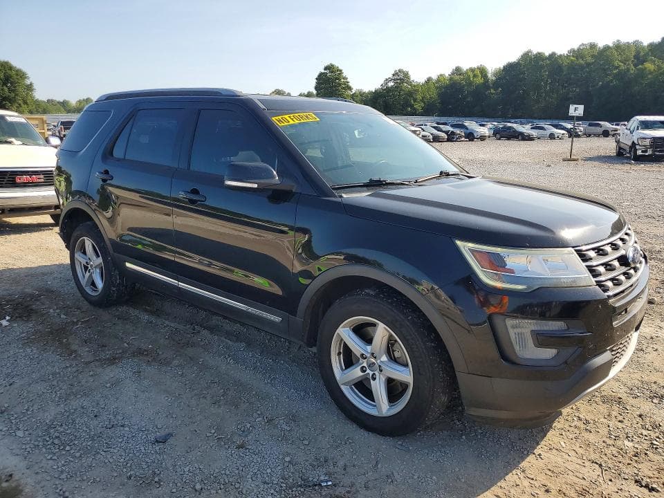 2017 FORD EXPLORER XLT 4