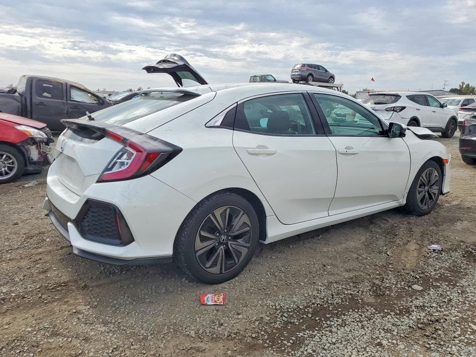 2018 HONDA CIVIC EX 3