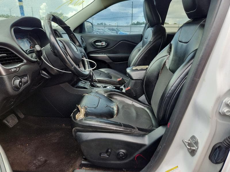 2019 JEEP CHEROKEE LATITUDE PLUS 7